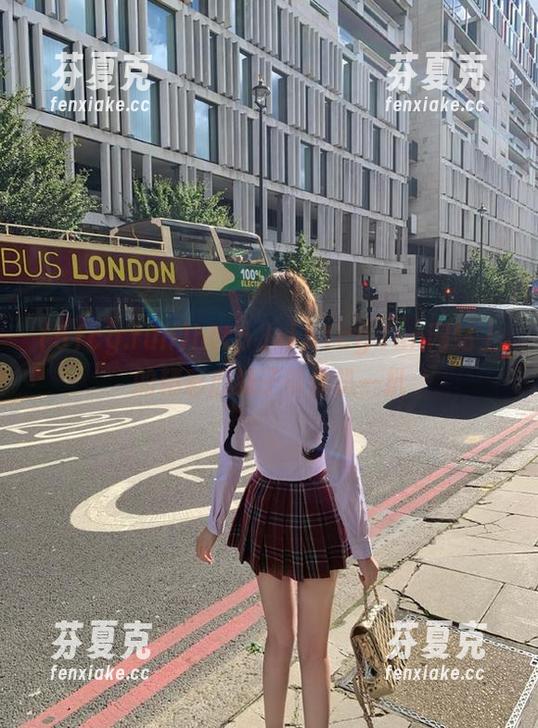 51cg.fun http丿丿51cg.fun网站上的精彩瓜妹子帮你扒一扒