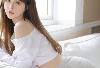 51吃瓜今日吃瓜入口苹果版全新体验，妹子们一起来吃瓜