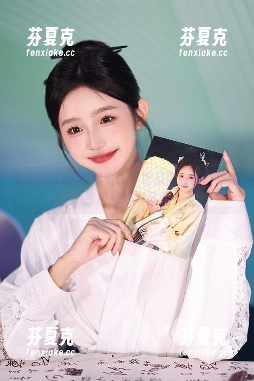 吃瓜网 明星黑料911吃瓜网在线带你畅享明星绯闻风暴