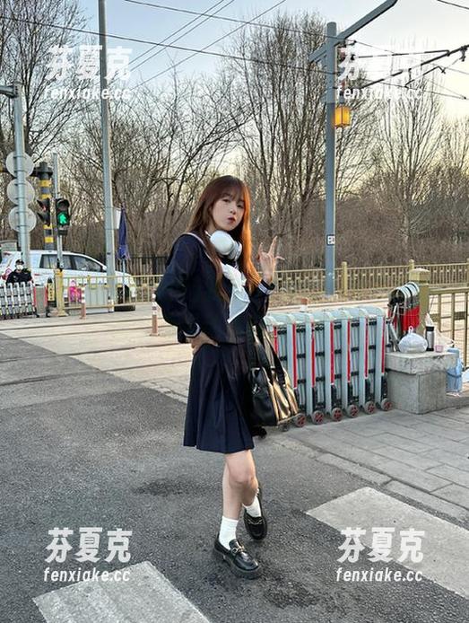 我爱51吃瓜网分享深度分析明星动态和娱乐新闻