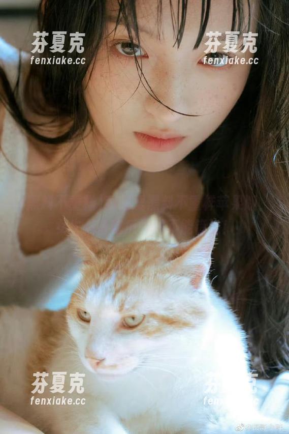 黑料不重样 我超爱黑料不重样苹果版,女生必备吃瓜神器不能错过!