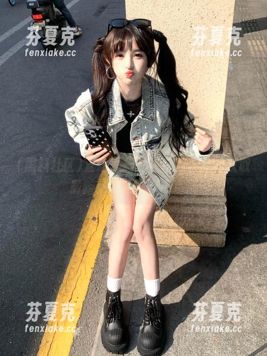 直达黑料社区官网，轻松获取最新草根黑料吃瓜资讯